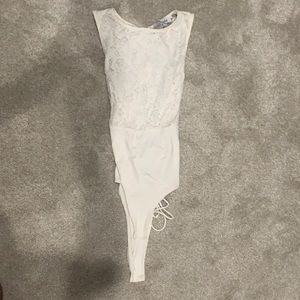 Hello molly bodysuit white with lace up back